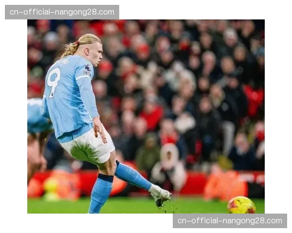 奥赖利梅开二度助曼城2-1力克纽卡，20岁边卫当选全场最佳