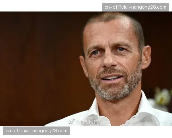 朗斯队长丹索接受专访,谈球队本赛季的欧战目标 朗斯队长丹索接受专访,谈球队本赛季的欧战目标