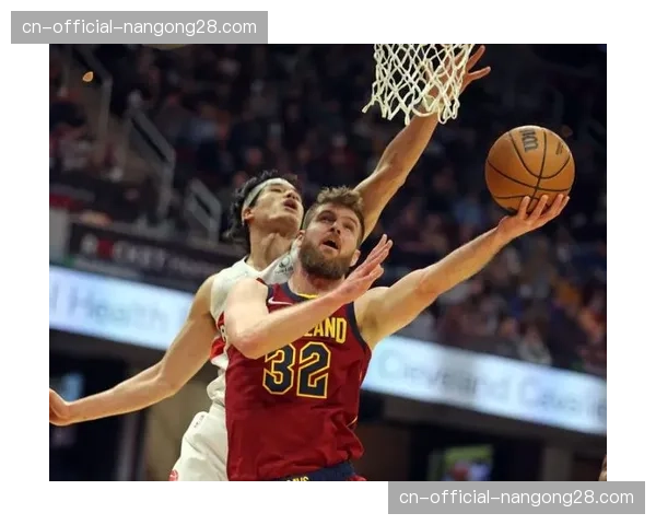 从落选秀到轮换关键：娜菲莎·科利尔的逆袭之路仍在继续